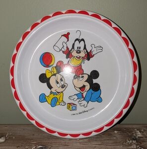 1984 Vintage Disney Disney babies Melamine plate